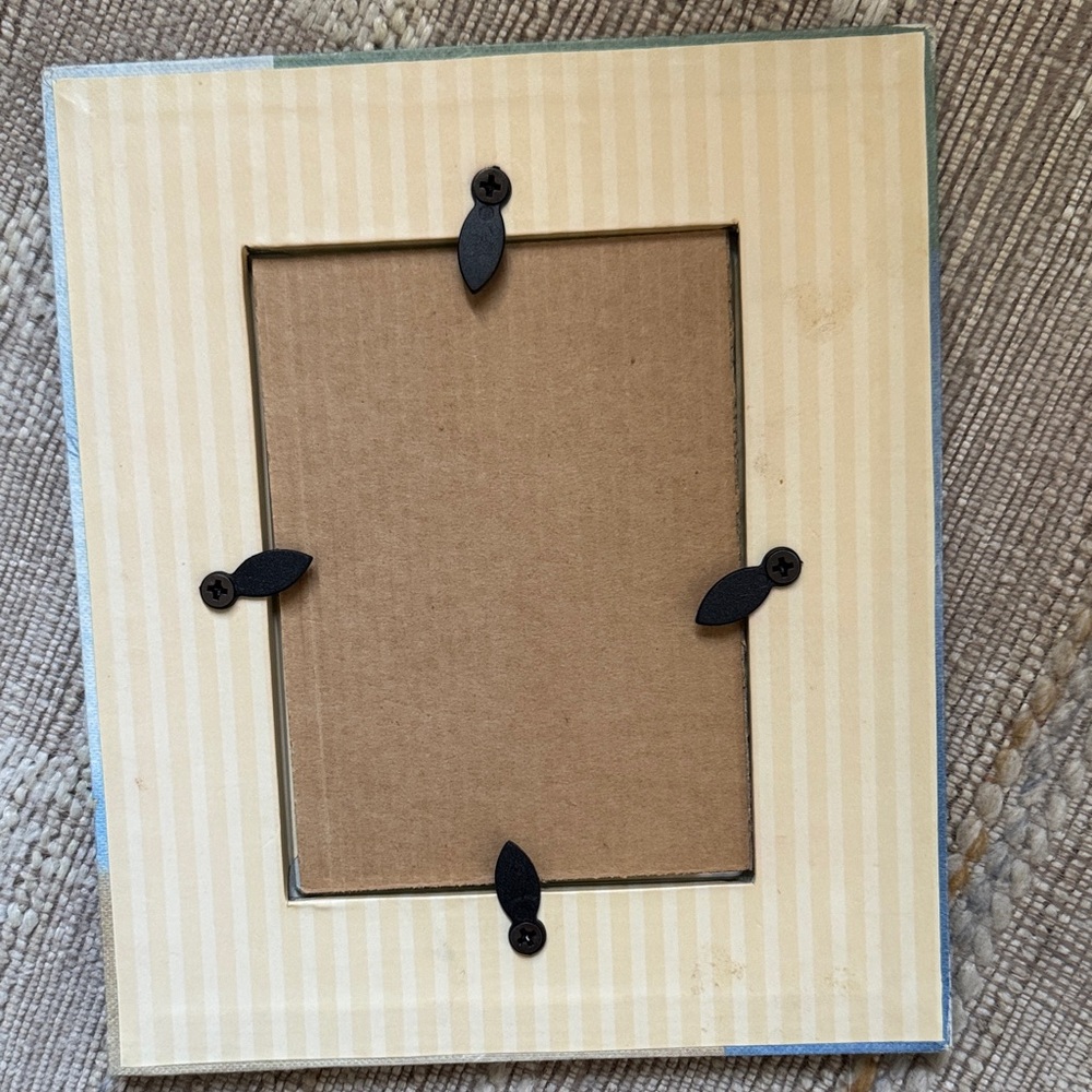 Winnie the Pooh Character Photo Frame - Classic Disney - Picture 2 of 2